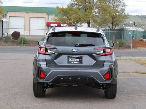 Used 2025 Subaru Crosstrek 2.0i Premium AWD/4WD image 5