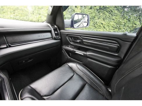 Used 2023 RAM 1500 Limited w/ Body Color Bumper Group AWD/4WD image 9