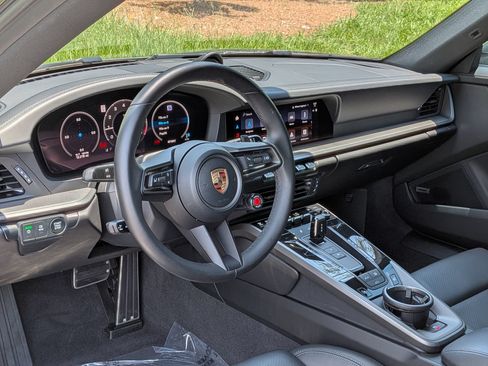 Certified 2026 Porsche 911 Carrera RWD image 4