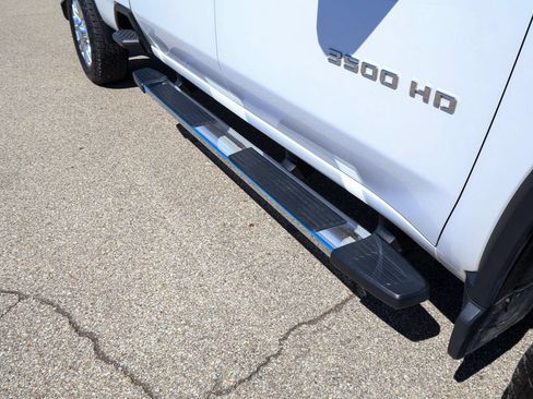 Used 2022 Chevrolet Silverado 3500 High Country AWD/4WD image 7