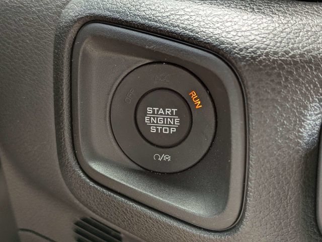 Used 2025 Jeep Wrangler Unlimited Sport AWD/4WD image 28