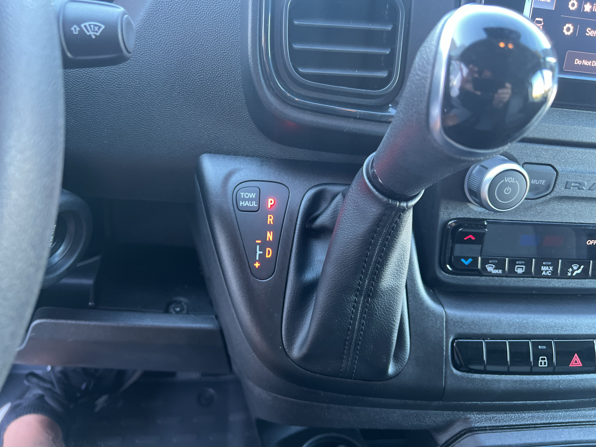 Used 2025 RAM ProMaster 2500 w/ Convenience Group FWD image 38