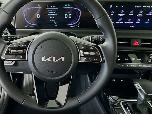 New 2026 Kia Seltos S image 13