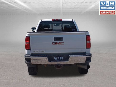 Used 2016 GMC Sierra 2500 SLE w/ SLE Preferred Package AWD/4WD image 5