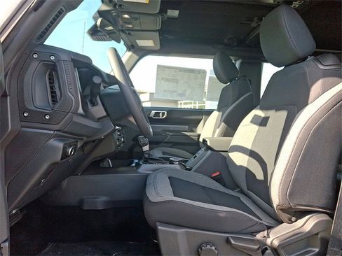 New 2025 Ford Bronco 2-Door w/ Sasquatch Package image 8