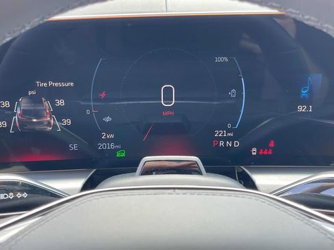 New 2026 Cadillac Lyriq V image 32