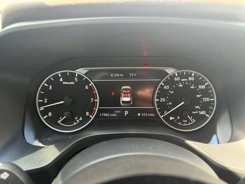 Used 2023 Nissan Rogue SV AWD/4WD image 22