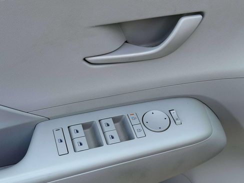 Used 2024 Hyundai Kona SEL w/ Convenience Package FWD image 26