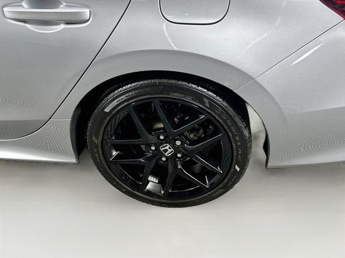 Used 2025 Honda Civic Sport image 19