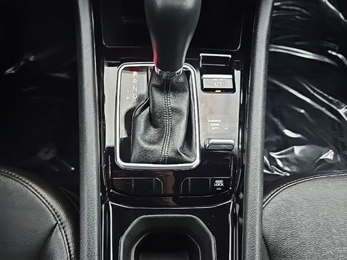 Certified 2022 Jeep Compass Limited image 31