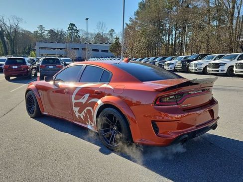 Used 2020 Dodge Charger SRT Hellcat w/ Harman/Kardon Audio Group image 6