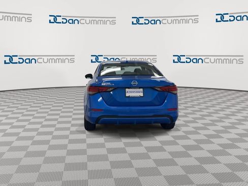 Used 2025 Nissan Sentra SV FWD image 7