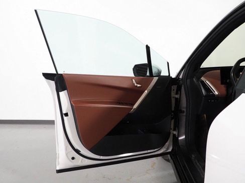 Used 2024 BMW iX xDrive50 w/ Sport Package image 72