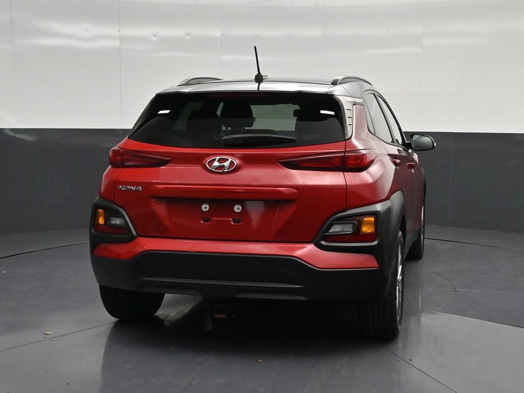 Used 2020 Hyundai Kona SEL FWD image 2