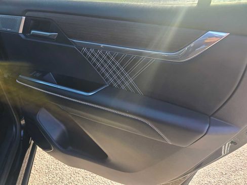 Used 2024 GMC Acadia Denali w/ Super Cruise Package image 13