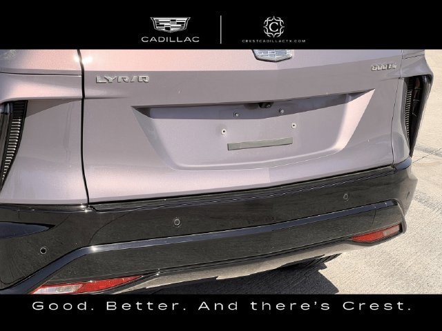 Used 2024 Cadillac Lyriq Sport AWD/4WD image 9