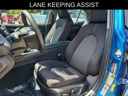 Used 2019 Toyota Camry LE w/ Convenience Package FWD image 11