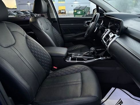 Used 2023 Kia Sorento SX image 24