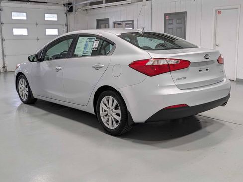 Used 2015 Kia Forte EX FWD image 10