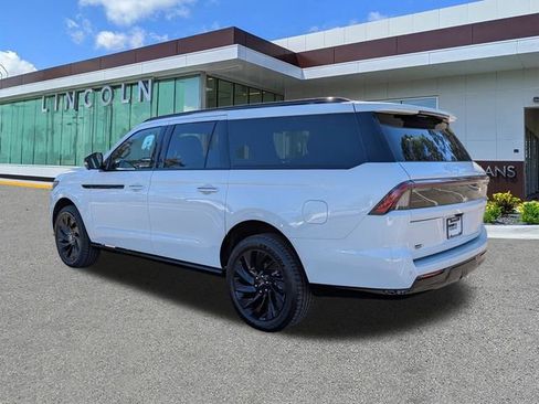 New 2026 Lincoln Navigator L Reserve w/ Jet Appearance Package AWD/4WD image 6