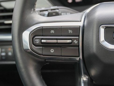 Used 2025 GMC Acadia Elevation FWD image 29