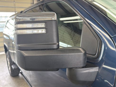 Used 2022 Chevrolet Silverado 2500 LTZ w/ LTZ Plus Package image 14