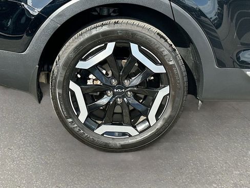 Used 2024 Kia Telluride EX w/ EX Captain's Chair Package AWD/4WD image 33