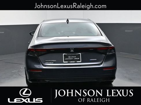 Used 2023 Honda Accord EX-L image 8