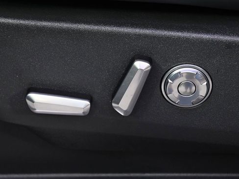 New 2026 Lincoln Navigator Reserve w/ Jet Appearance Package AWD/4WD image 14