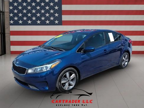 Used 2018 Kia Forte S FWD image 3