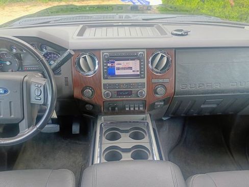 Used 2011 Ford F450 Lariat w/ Lariat Ultimate Pkg AWD/4WD image 44