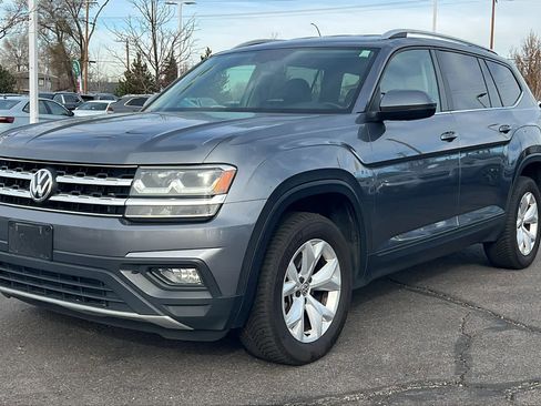 Used 2018 Volkswagen Atlas SE image 1
