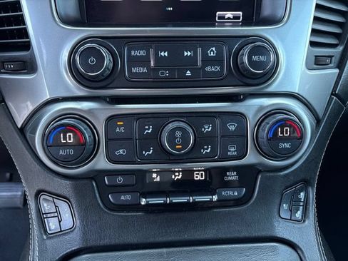 Used 2017 Chevrolet Suburban Premier RWD image 24