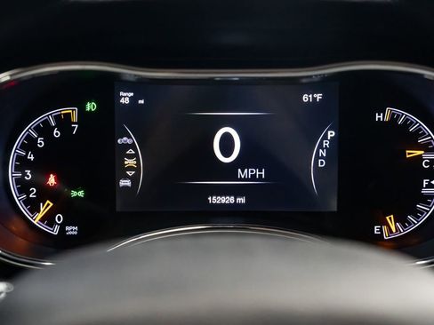 Used 2017 Jeep Grand Cherokee Altitude RWD image 17