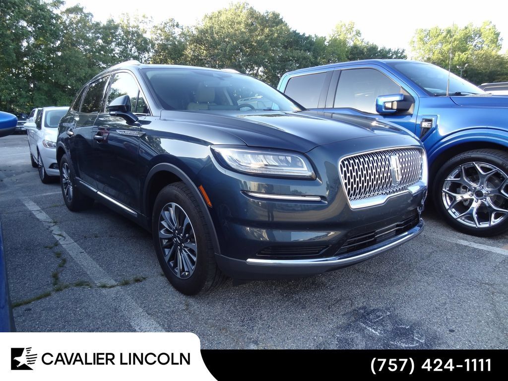 Used 2023 Lincoln Nautilus Reserve AWD/4WD image 1