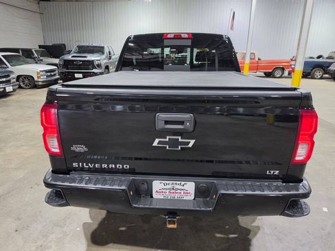 Used 2018 Chevrolet Silverado 1500 LTZ Z71 w/ LTZ Plus Package AWD/4WD image 14