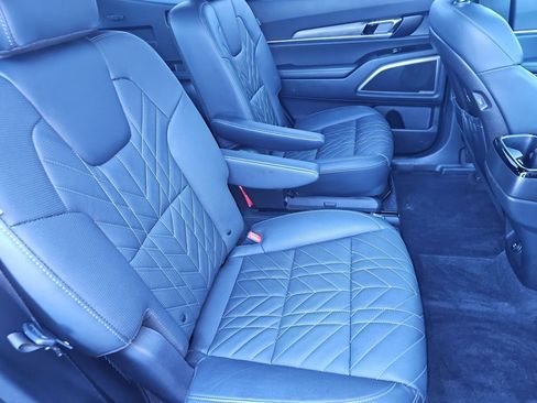Used 2024 Kia Telluride EX X-Line image 22