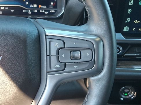 Used 2024 Chevrolet Silverado 1500 LT AWD/4WD image 23