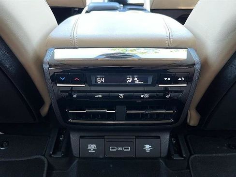 Used 2023 Acura MDX SH-AWD w/ Advance Package image 51