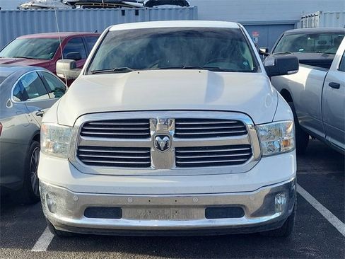 Used 2019 RAM 1500 Big Horn image 2