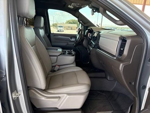 Used 2025 Chevrolet Silverado 3500 LT w/ Texas Edition AWD/4WD image 12