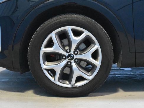 Used 2019 Kia Sorento SX w/ SX Touring Package image 26