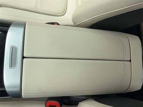 Used 2023 Mercedes-Benz C 300 4MATIC Sedan image 35