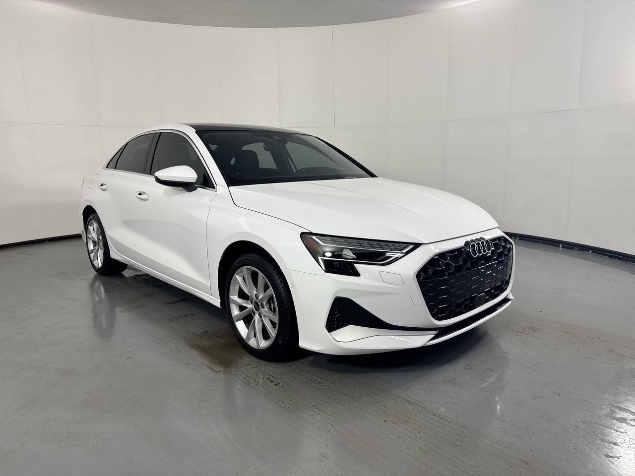 Used 2025 Audi A3 2.0T Premium AWD/4WD image 32