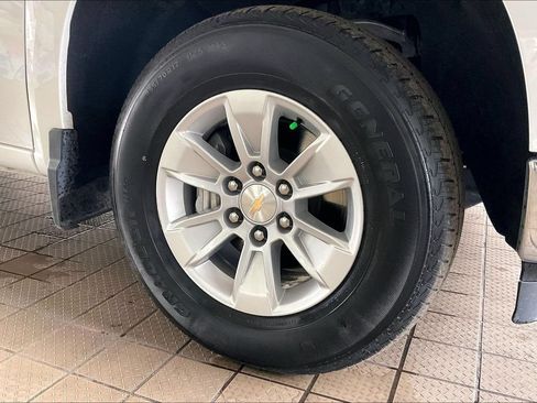 Used 2025 Chevrolet Silverado 1500 LT RWD image 34
