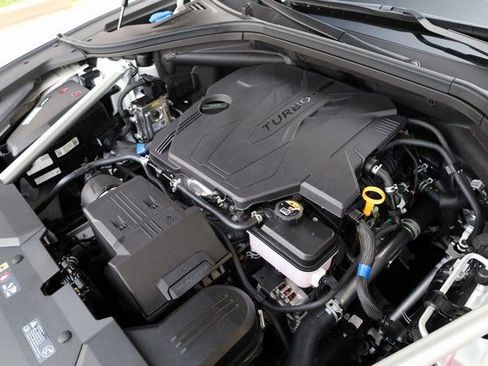 New 2026 Genesis GV70 2.5T Select image 9