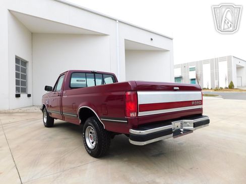 Used 1990 Ford F150 2WD Regular Cab image 19