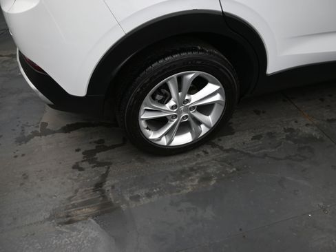 Used 2023 Buick Encore GX Preferred w/ Cold Weather Comfort Package image 9