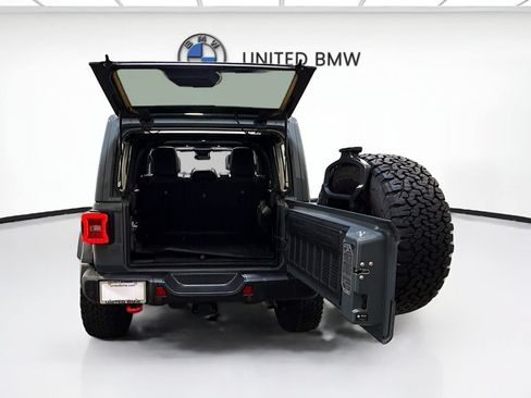 Used 2024 Jeep Wrangler Unlimited Rubicon AWD/4WD image 14