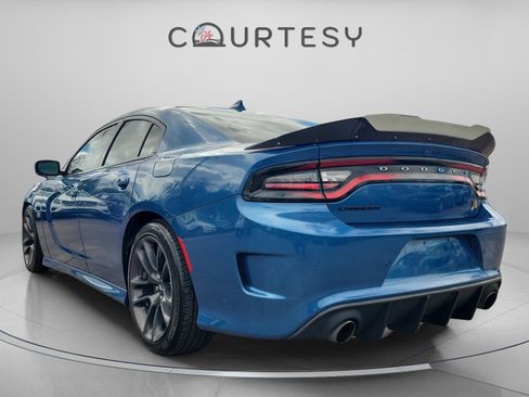 Used 2021 Dodge Charger Scat Pack image 3